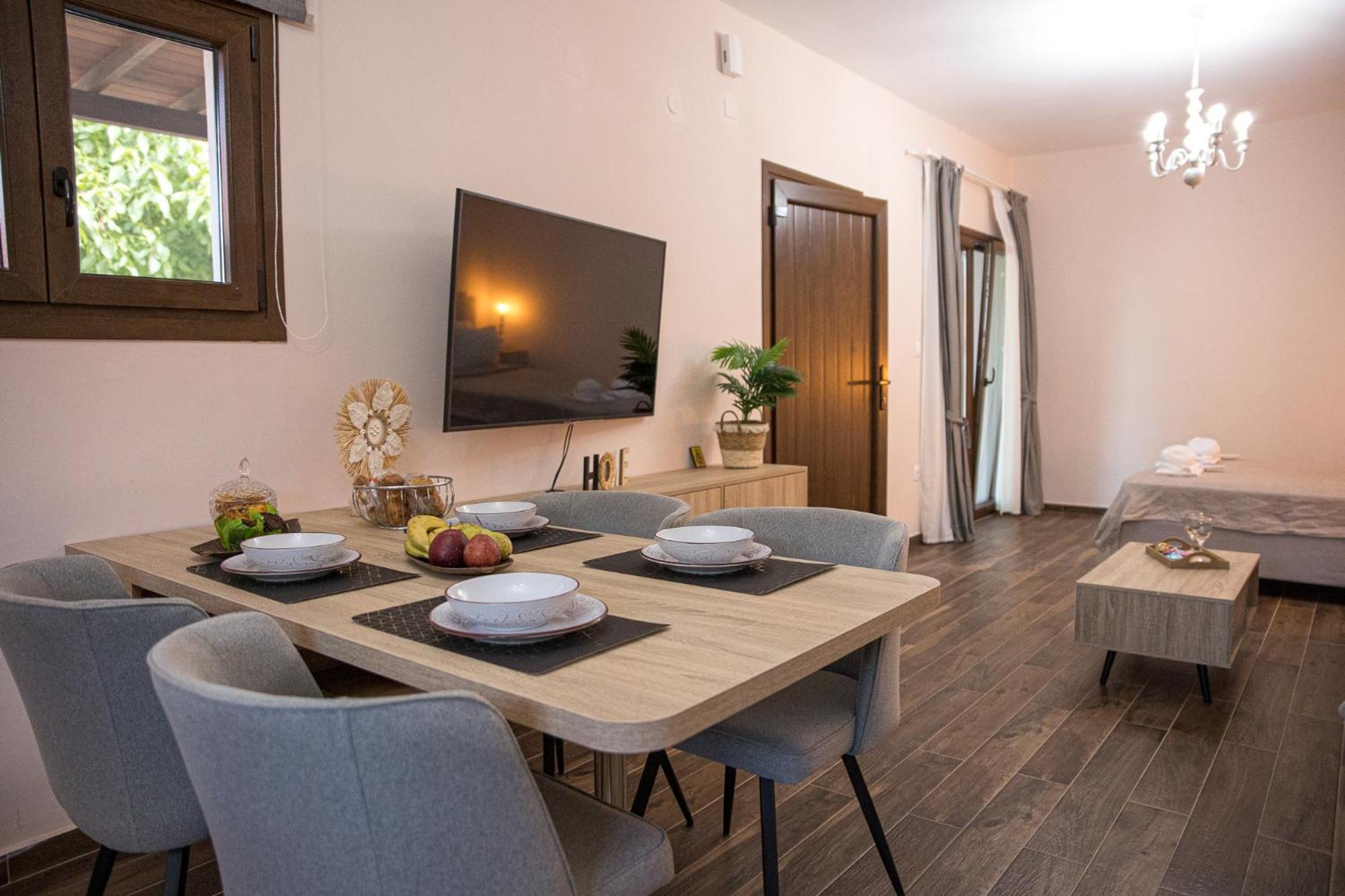 Countryside Luxury Studios Káto Lekhónia Bagian luar foto