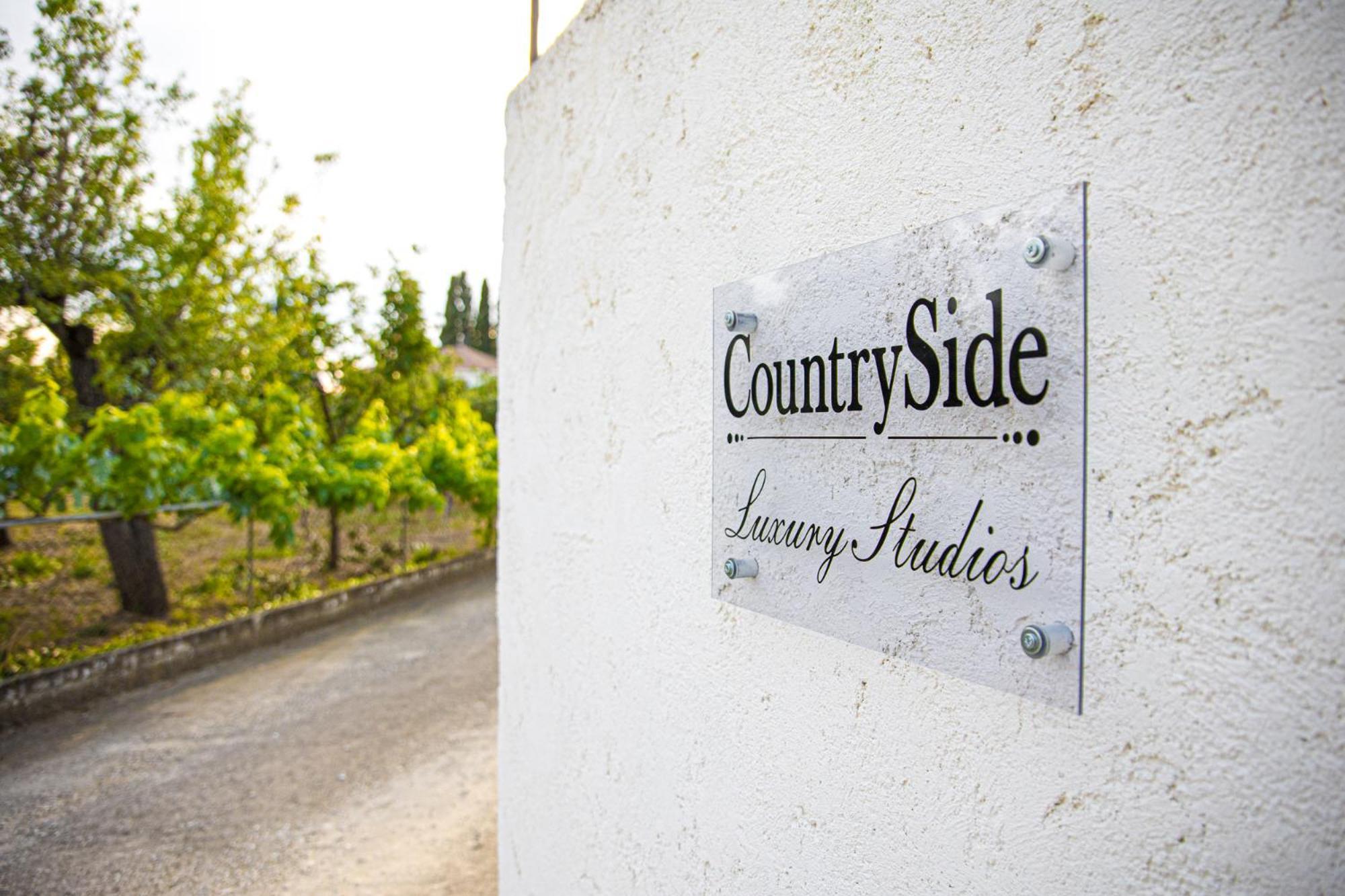 Countryside Luxury Studios Káto Lekhónia Bagian luar foto