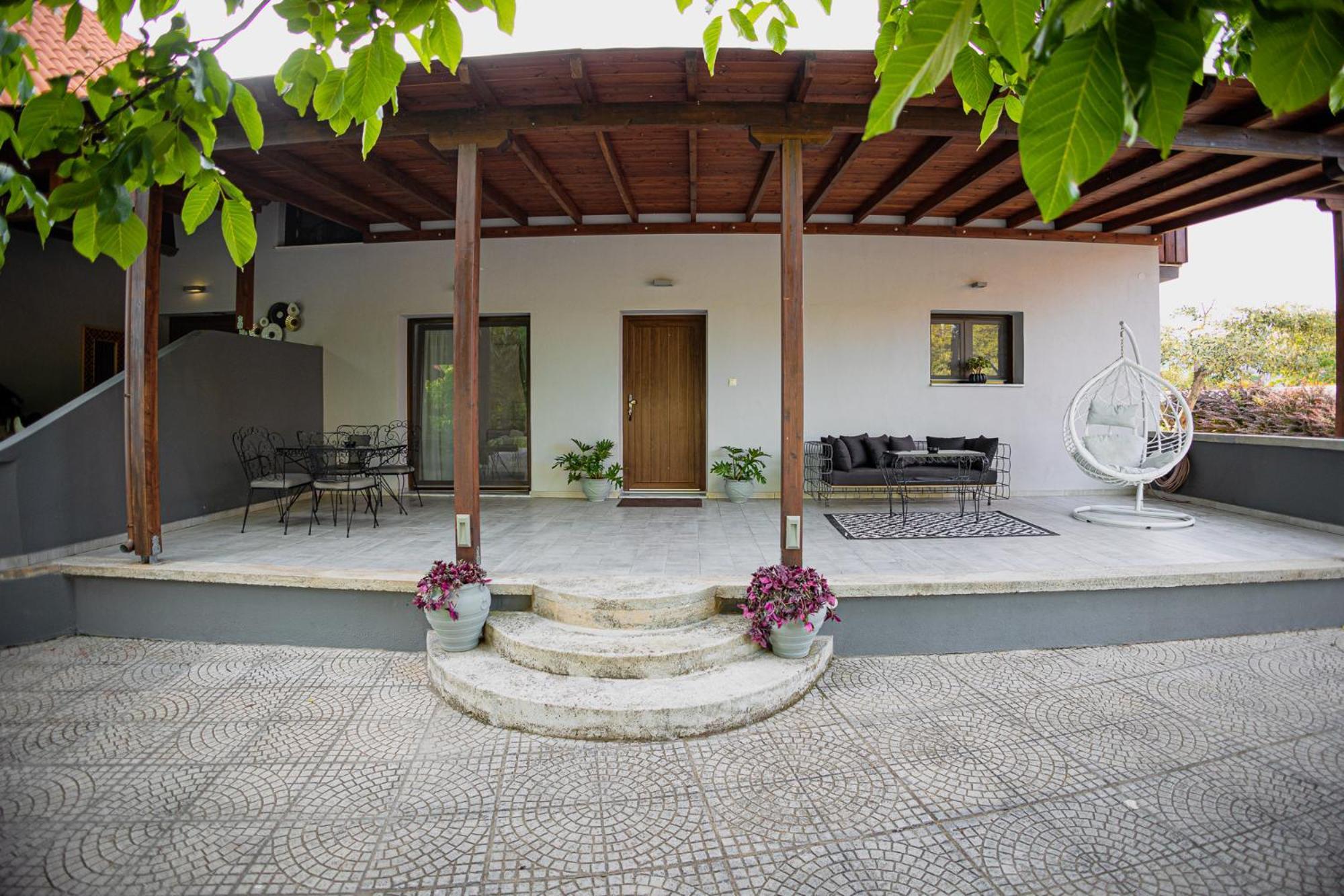 Countryside Luxury Studios Káto Lekhónia Bagian luar foto